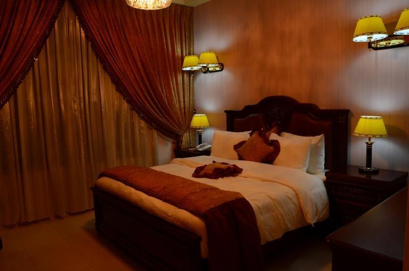 Jad Hotel Suites Amman Buitenkant foto