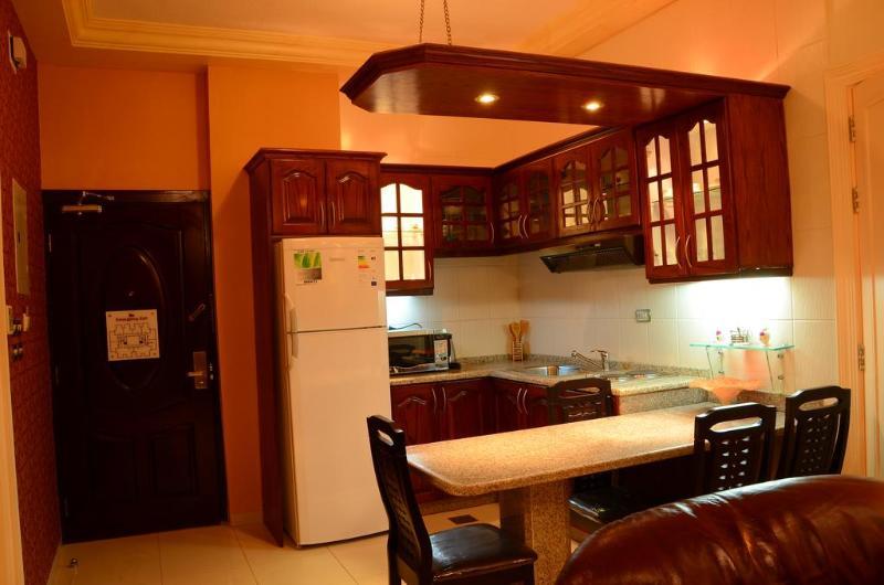 Jad Hotel Suites Amman Buitenkant foto