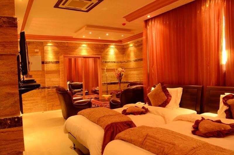 Jad Hotel Suites Amman Buitenkant foto