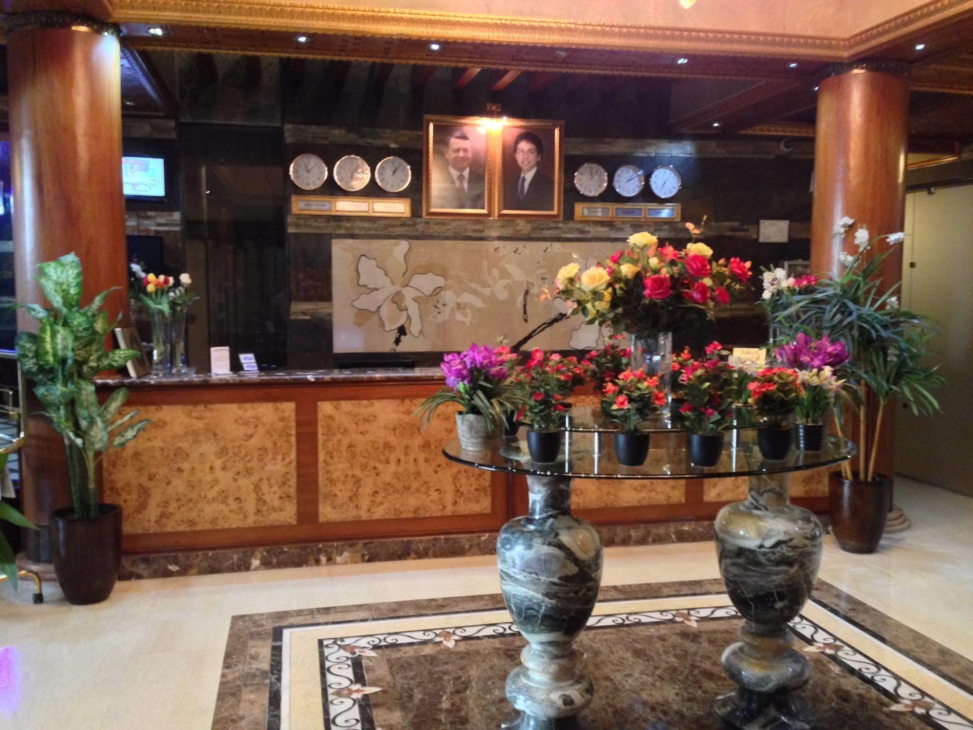 Jad Hotel Suites Amman Buitenkant foto