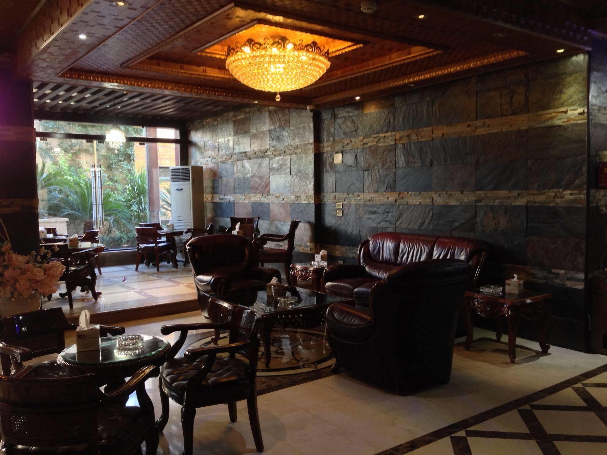 Jad Hotel Suites Amman Buitenkant foto