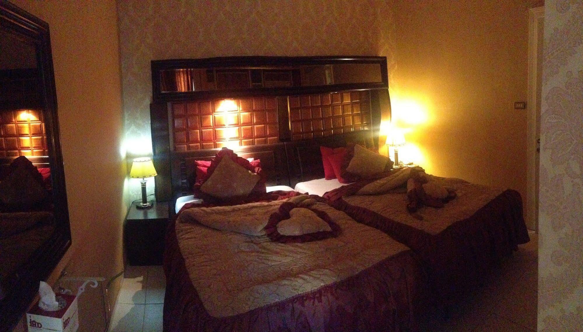 Jad Hotel Suites Amman Buitenkant foto