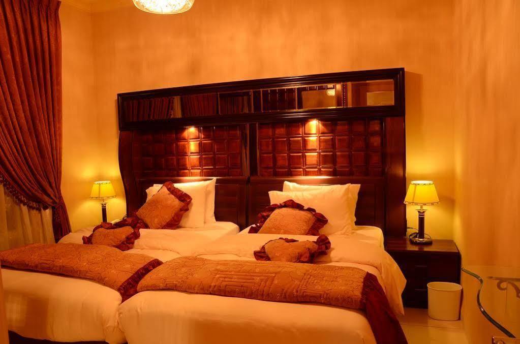 Jad Hotel Suites Amman Buitenkant foto